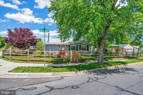 801 Dale Rd, Glen Burnie, MD 21060