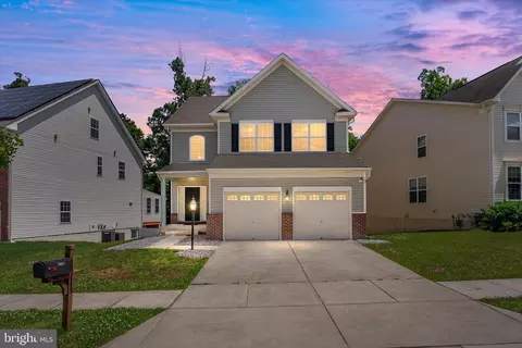 7807 Stonebriar Dr, Glen Burnie, MD 21060
