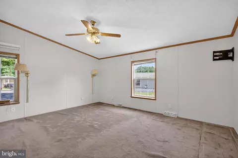 271 Janet Ct, Lothian, MD 20711 photo 22