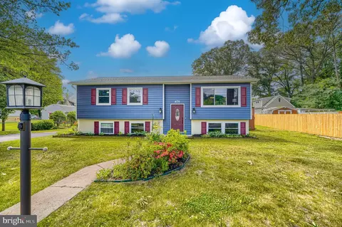 Exterior - 675 211th St, Pasadena, MD 21122 photo 3 of 11