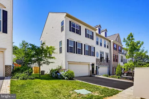 Exterior - 911 Whitstable Blvd, Arnold, MD 21012 photo 8 of 8