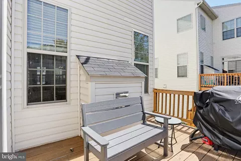 Exterior - 911 Whitstable Blvd, Arnold, MD 21012 photo 4 of 8