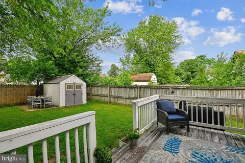 Exterior - 1129 Wharf Dr, Pasadena, MD 21122 photo 9 of 14