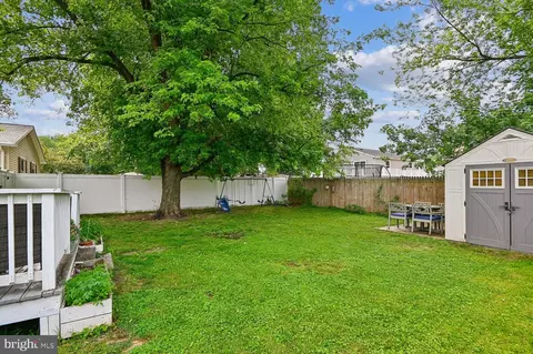 Exterior - 1129 Wharf Dr, Pasadena, MD 21122 photo 10 of 14