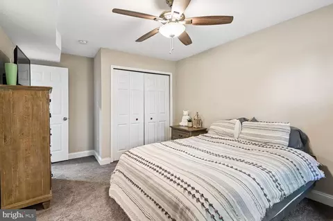 Bedroom - 1129 Wharf Dr, Pasadena, MD 21122 photo 3 of 14