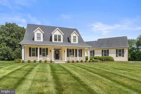 39 Owensville Rd, West River, MD 20778