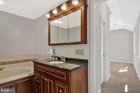 Bath - 421 Edgewater Rd, Pasadena, MD 21122 photo 3 of 4