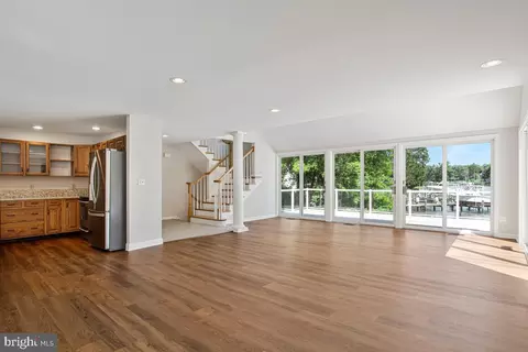 Living - 421 Edgewater Rd, Pasadena, MD 21122 photo 1 of 5