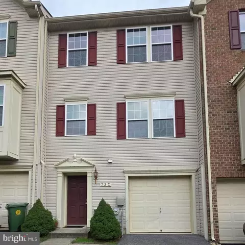 723 Olive Wood Ln, Baltimore, MD 21225