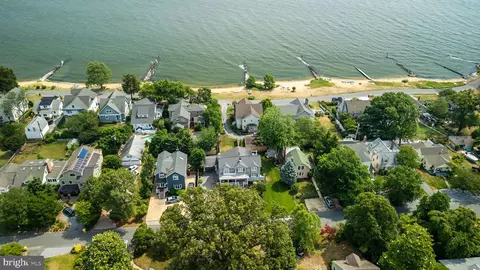 35 Decatur Ave, Annapolis, MD 21403
