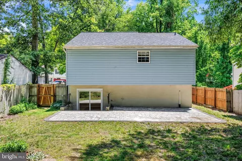 Exterior - 674 207 Th St, Pasadena, MD 21122 photo 6 of 6