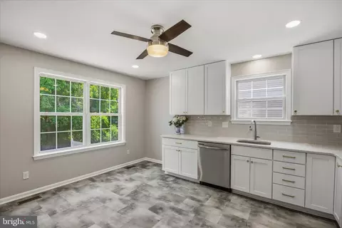 Other - 674 207 Th St, Pasadena, MD 21122 photo 2 of 16
