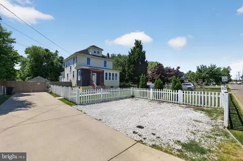 Exterior - 311 Townsend Ave, Brooklyn, MD 21225 photo 3 of 19