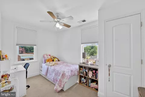 Bedroom - 311 Townsend Ave, Brooklyn, MD 21225 photo 3 of 3