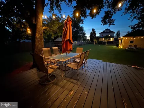 Exterior - 311 Townsend Ave, Brooklyn, MD 21225 photo 16 of 19