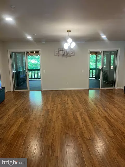 Living - 178 Pinecove Ave, Odenton, MD 21113 photo 2 of 2