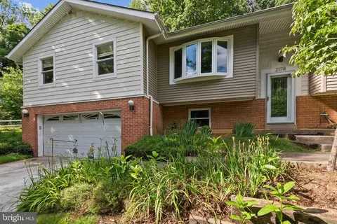 Exterior - 2178 Glenfield Rd, Annapolis, MD 21401 photo 3 of 9