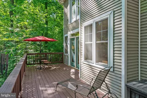 Exterior - 90 Park Ave, Edgewater, MD 21037 photo 5 of 7