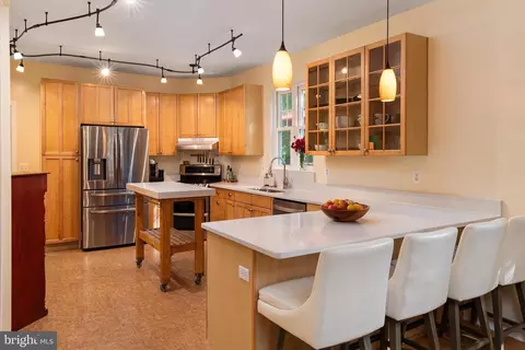 Kitchen - 90 Park Ave, Edgewater, MD 21037 photo 1 of 3
