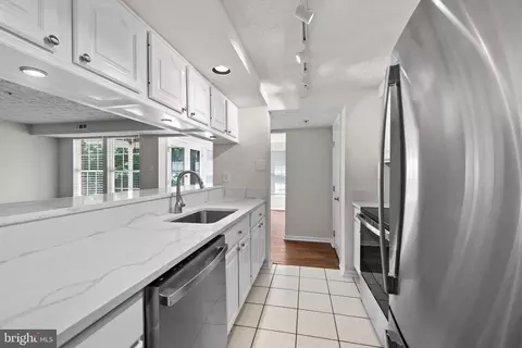 Other - 627 Deering Rd #2B, Pasadena, MD 21122 photo 2 of 12