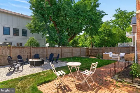 Exterior - 140 Jefferson St, Annapolis, MD 21403 photo 13 of 14