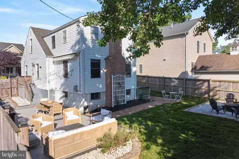 Exterior - 140 Jefferson St, Annapolis, MD 21403 photo 2 of 14