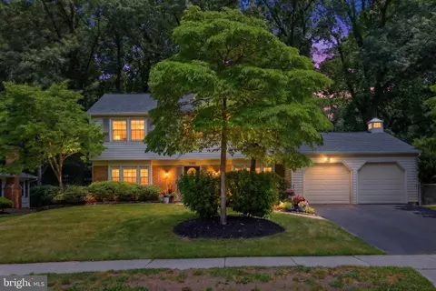 1703 Crofton Pkwy, Crofton, MD 21114