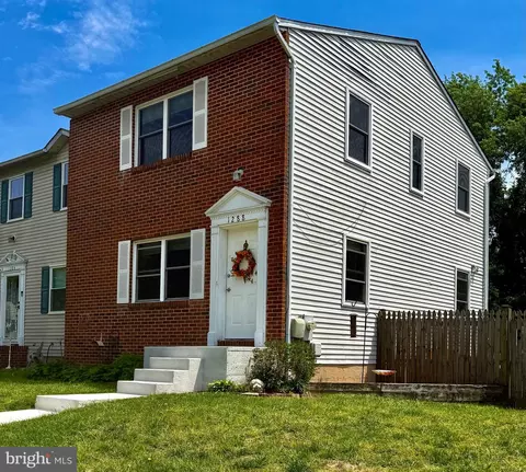 1288 Holmespun Dr, Pasadena, MD 21122