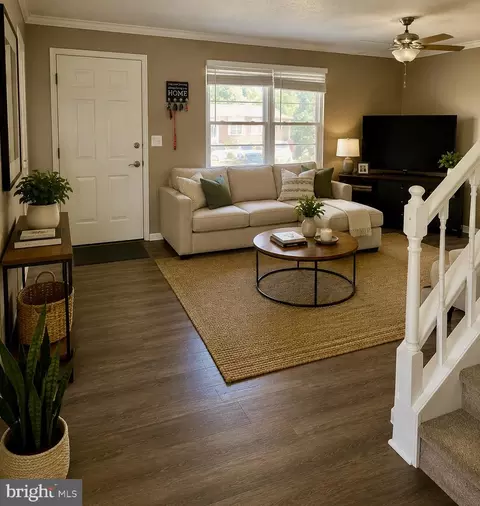 Entry Way - 1288 Holmespun Dr, Pasadena, MD 21122 photo 1 of 5
