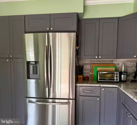 Kitchen - 1288 Holmespun Dr, Pasadena, MD 21122 photo 3 of 3