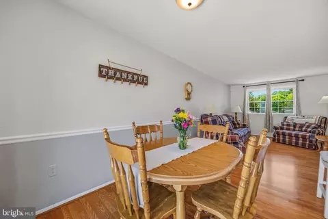 Dining - 758 208th St, Pasadena, MD 21122 photo 2 of 2