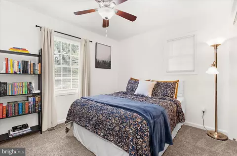 Bedroom - 4944 Beech St, Shady Side, MD 20764 photo 3 of 7