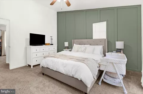 Bedroom - 4944 Beech St, Shady Side, MD 20764 photo 5 of 7