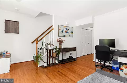 Entry Way - 4944 Beech St, Shady Side, MD 20764 photo 2 of 2