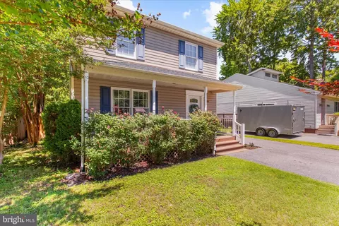 Exterior - 4944 Beech St, Shady Side, MD 20764 photo 4 of 16