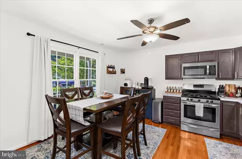 Entry Way - 4944 Beech St, Shady Side, MD 20764 photo 1 of 2