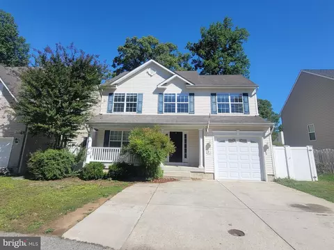 Exterior - 650 210th St, Pasadena, MD 21122 photo 2 of 7