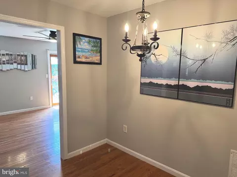 421 Peach Ct, Annapolis, MD 21409 photo 9
