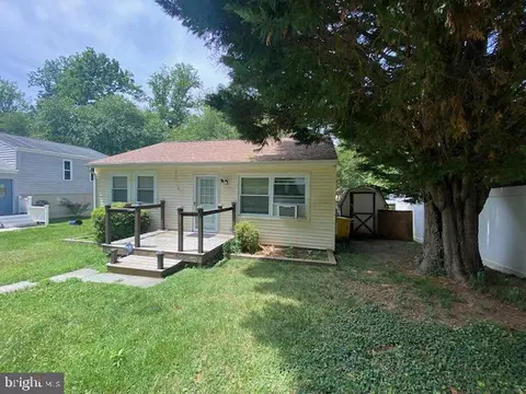 906 Buttonwood Trl, Crownsville, MD 21032