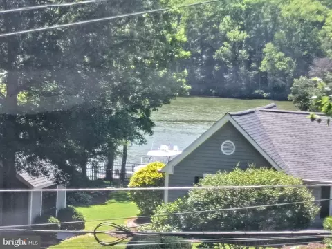 View/Area - 607 Overhill Dr, Edgewater, MD 21037 photo 1 of 2
