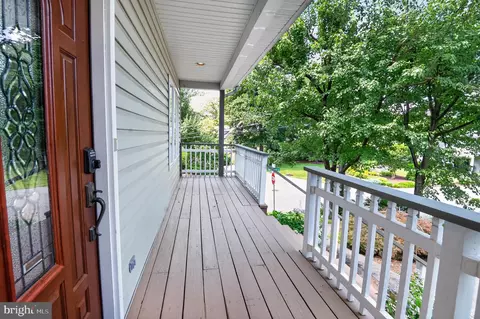Exterior - 607 Overhill Dr, Edgewater, MD 21037 photo 5 of 6