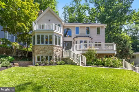 3 West Ln, Severna Park, MD 21146