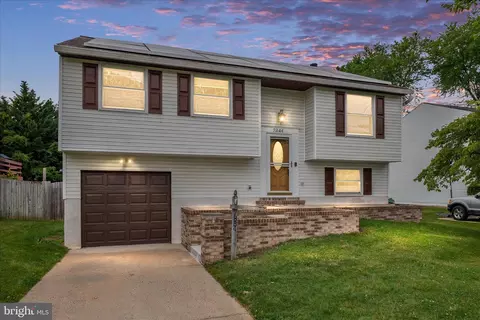 Exterior - 7854 Tick Neck Rd, Pasadena, MD 21122 photo 2 of 7