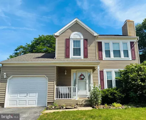 5914 Manor House Ln, Brooklyn Park, MD 21225