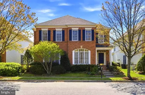 712 Coybay Dr, Annapolis, MD 21401