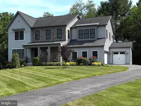 1660 Grand Meadow Dr, Gambrills, MD 21054