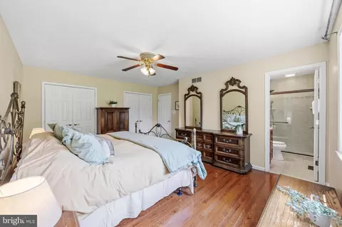 Bedroom - 1528 Palm Ct, Pasadena, MD 21122 photo 7 of 7