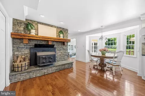 Other - 1528 Palm Ct, Pasadena, MD 21122 photo 2 of 6