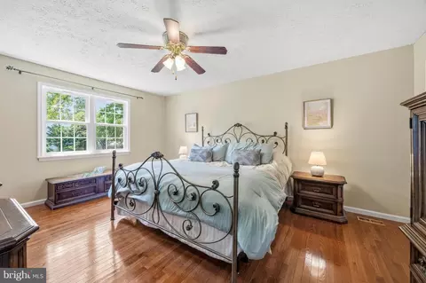 Bedroom - 1528 Palm Ct, Pasadena, MD 21122 photo 6 of 7