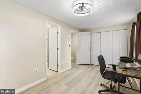 Entry Way - 359 Hickory Nut Ct, Pasadena, MD 21122 photo 1 of 1